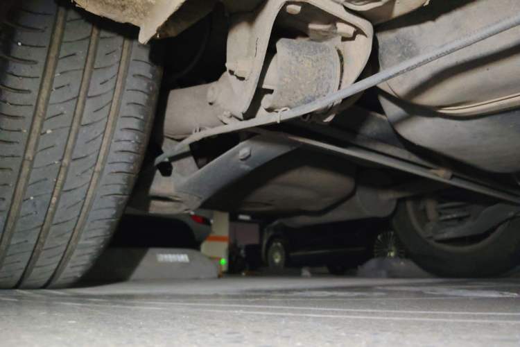 Used Volkswagen Bora 2011 1.6L Automatic Comfort Model Chassis Rear Right
