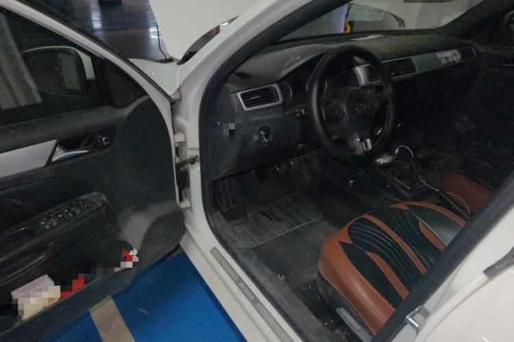 Used Volkswagen Bora 2011 1.4T Manual Comfort Model Driver Seat