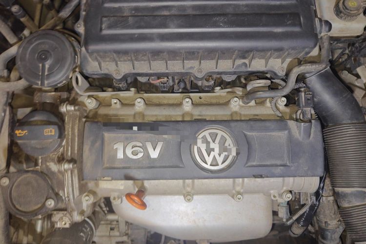 Used Volkswagen Bora 2011 1.6L Automatic Comfort Model Engine Bay