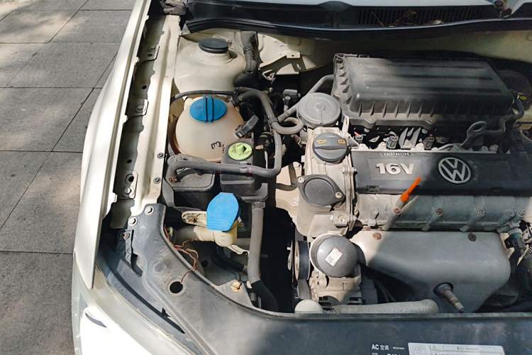 Used Volkswagen Bora 2011 1.6L Automatic Comfort Model Engine Bay Right