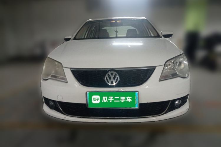 Used Volkswagen Bora 2011 1.6L Manual Comfort Version Front