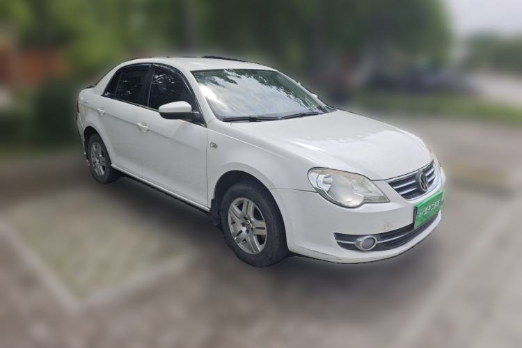 Used Volkswagen Bora 2011 1.6L Manual Fashion Edition Front Right 45 Deg