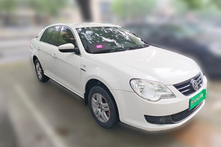 Used Volkswagen Bora 2011 1.6L Manual Fashion Edition Front Right 45 Deg