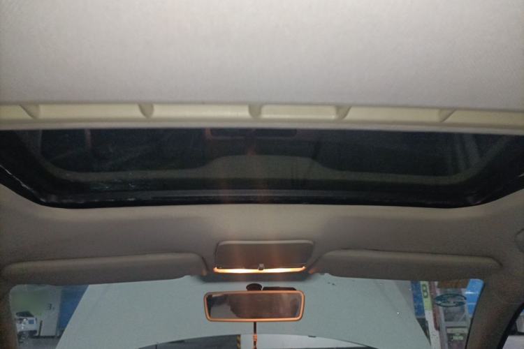 Used Volkswagen Bora 2011 1.6L Manual Comfort Version Headliner