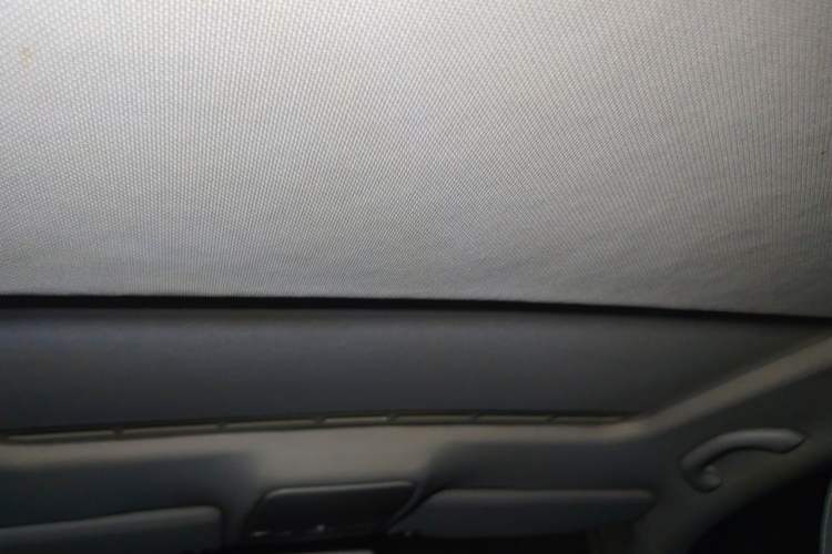 Used Volkswagen Bora 2011 1.6L Automatic Comfort Model Headliner