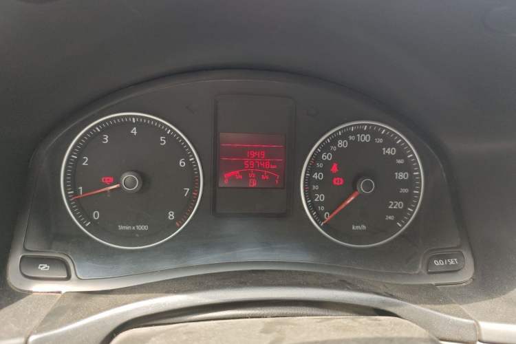 Used Volkswagen Bora 2011 1.6L Manual Fashion Edition Instrument Cluster