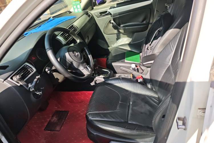 Used Volkswagen Bora 2011 1.4T Automatic Comfort Model Left Front Seat