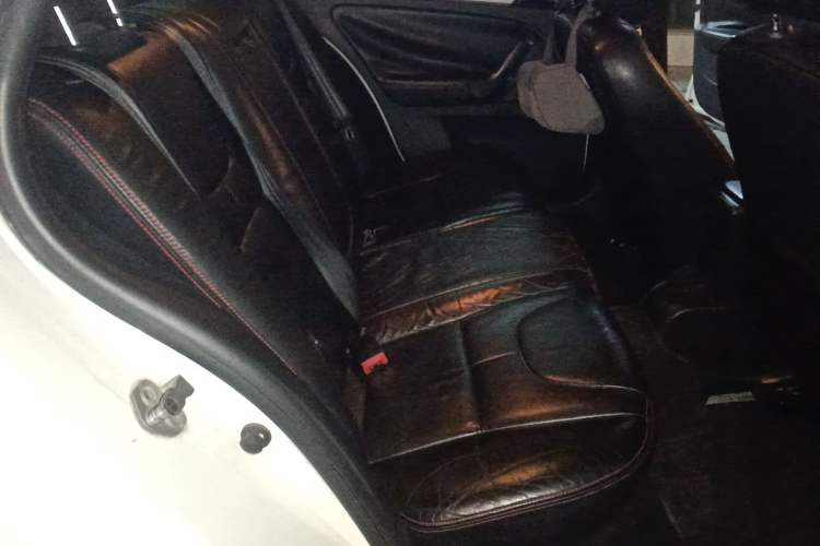 Used Volkswagen Bora 2011 1.4T AT Sportline Left Rear Seat
