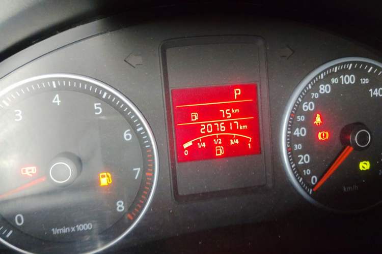 Used Volkswagen Bora 2011 1.6L Automatic Comfort Model Odometer Close Up