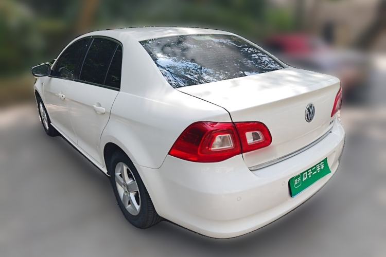 Used Volkswagen Bora 2011 1.6L Automatic Comfort Model Rear Left 45 Deg