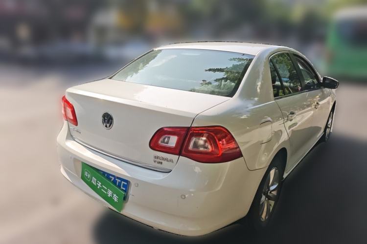 Used Volkswagen Bora 2011 1.4T Automatic Comfort Model Rear Right 45 Deg