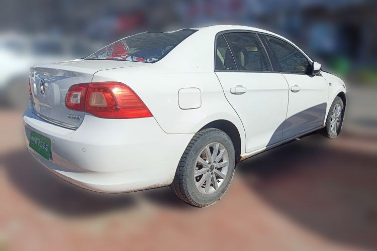 Used Volkswagen Bora 2011 1.6L Manual Comfort Version Rear Right 45 Deg
