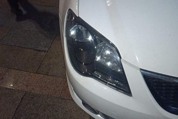 Used Volkswagen Bora 2011 1.4T AT Sportline Right Front Headlight