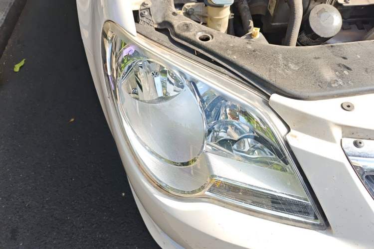 Used Volkswagen Bora 2011 1.4T Automatic Comfort Model Right Front Headlight