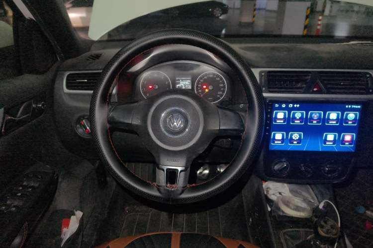 Used Volkswagen Bora 2011 1.4T Manual Comfort Model Steering Wheel
