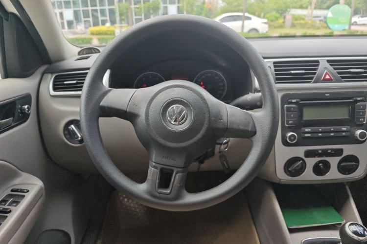 Used Volkswagen Bora 2011 1.6L Manual Fashion Edition Steering Wheel