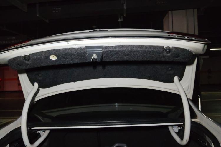 Used Volkswagen Bora 2011 1.6L Automatic Comfort Model Trunk