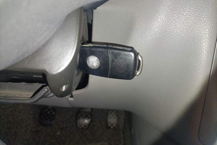 Used Volkswagen Bora 2011 1.6L Manual Comfort Version Vehicle Key