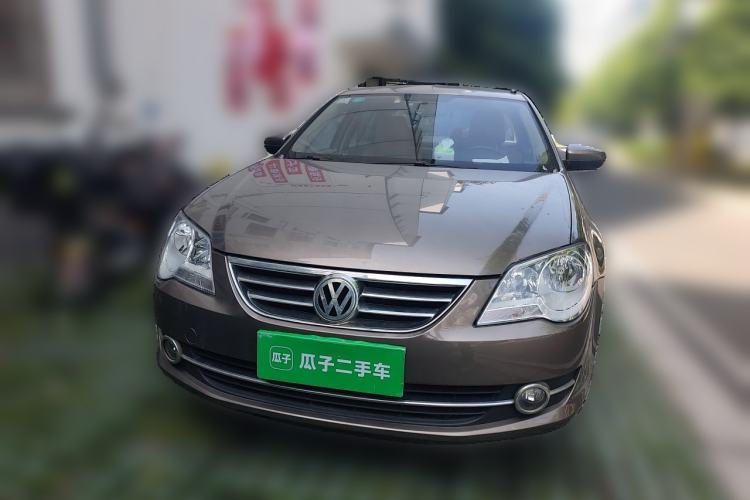 Used Volkswagen Bora 2011 1.6L Manual Fashion Edition Front