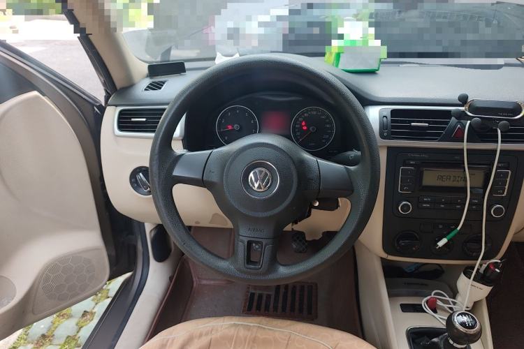 Used Volkswagen Bora 2011 1.6L Manual Fashion Edition Steering Wheel