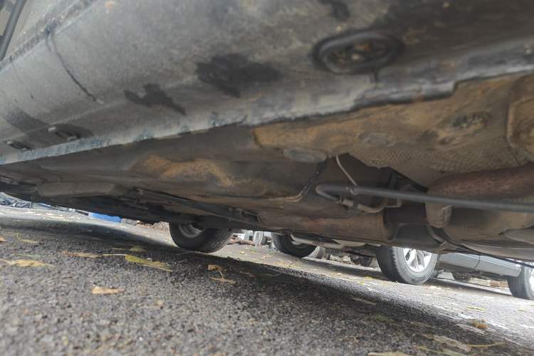 Used Volkswagen Bora 2012 1.6L Automatic Comfort Edition Chassis Rear Left