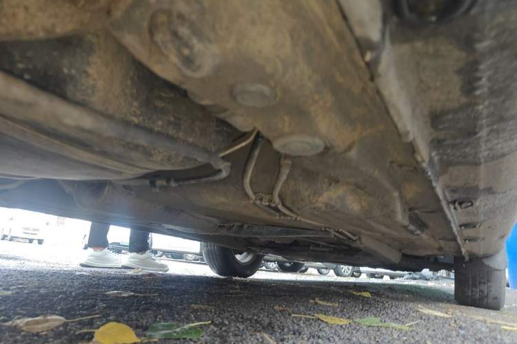 Used Volkswagen Bora 2012 1.6L Automatic Comfort Edition Chassis Rear Right
