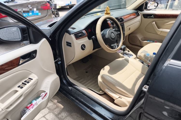 Used Volkswagen Bora 2012 1.6L Automatic Comfort Edition Driver Seat