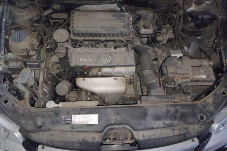 Used Volkswagen Bora 2012 1.6L Automatic Fashion Edition Engine Bay