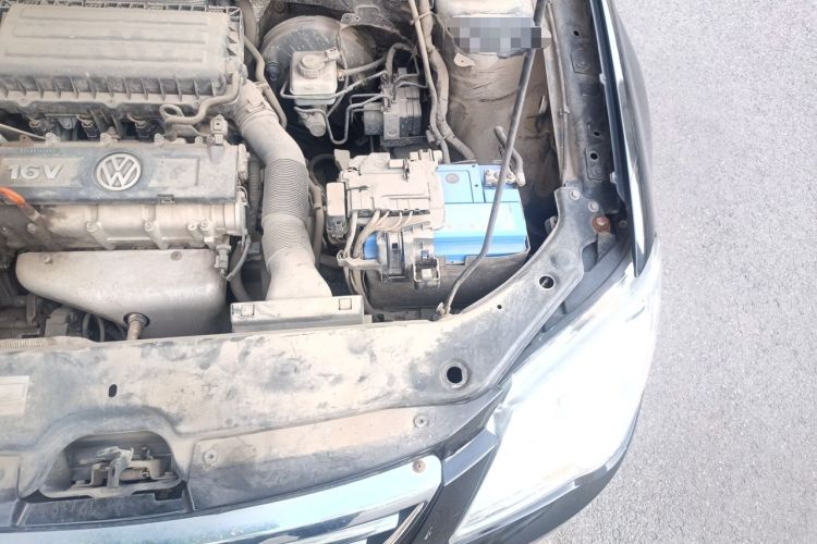 Used Volkswagen Bora 2012 1.6L Manual Stylish & Great Value Edition Engine Bay Left