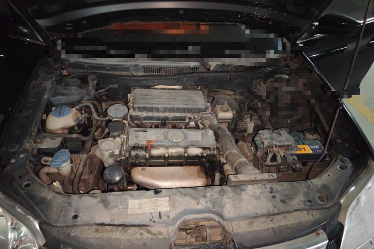 Used Volkswagen Bora 2012 1.6L Automatic Fashion Edition Engine Bay