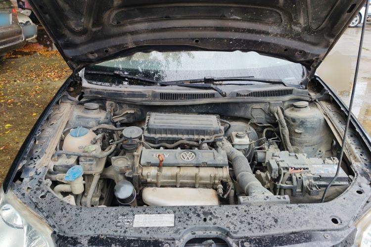 Used Volkswagen Bora 2012 1.6L Automatic Fashion Edition Engine Bay