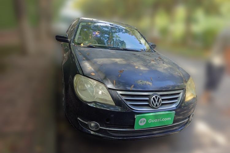 Used Volkswagen Bora 2012 1.6L Manual Fashion Edition Front Right 45 Deg