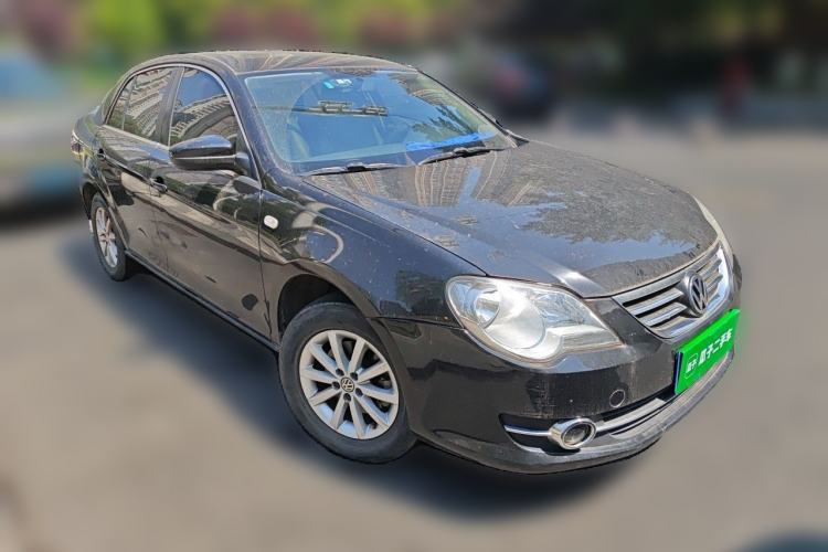 Used Volkswagen Bora 2012 1.6L Manual Fashion Edition Front Right 45 Deg