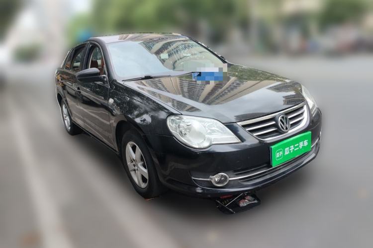 Used Volkswagen Bora 2012 1.6L Manual Fashion Edition Front Right 45 Deg