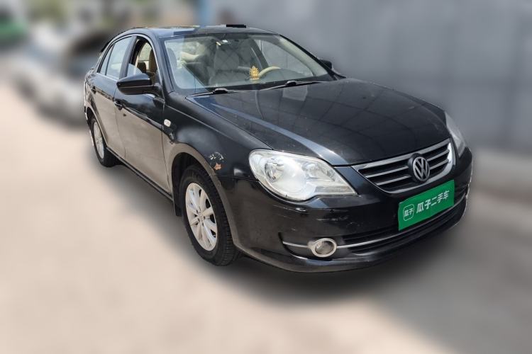 Used Volkswagen Bora 2012 1.6L Automatic Comfort Edition Front Right 45 Deg