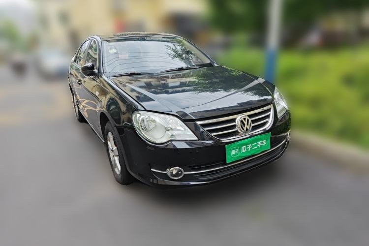 Used Volkswagen Bora 2012 1.6L Automatic Fashion Edition Front Right 45 Deg