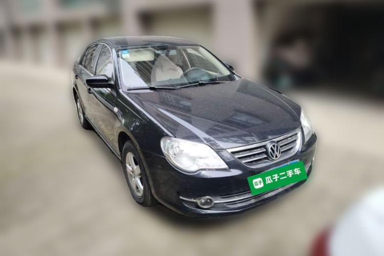 Used Volkswagen Bora 2012 1.6L Automatic Fashion Edition Front Right 45 Deg
