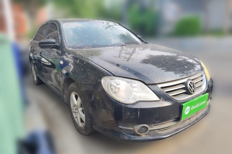 Used Volkswagen Bora 2012 1.6L Automatic Fashion Edition Front Right 45 Deg