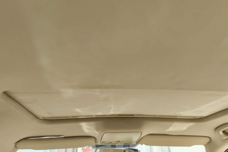 Used Volkswagen Bora 2012 1.6L Automatic Comfort Edition Headliner