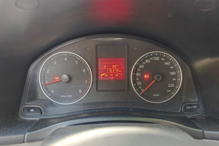 Used Volkswagen Bora 2012 1.6L Manual Fashion Edition Instrument Cluster