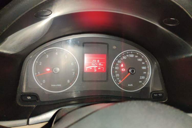 Used Volkswagen Bora 2012 1.6L Manual Comfort Model Instrument Cluster