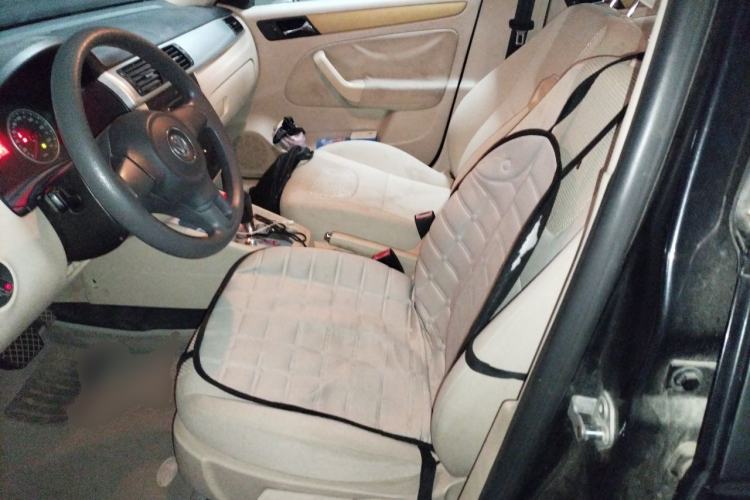 Used Volkswagen Bora 2012 1.6L Automatic Fashion Edition Left Front Seat