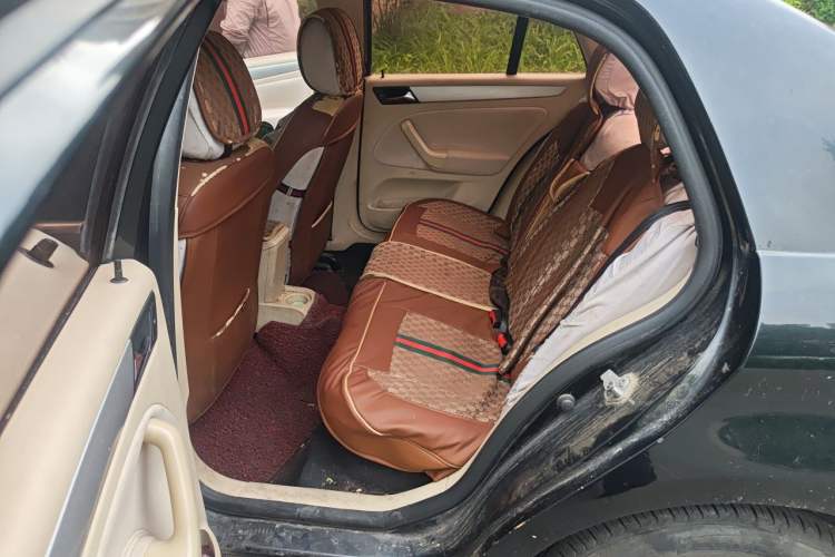 Used Volkswagen Bora 2012 1.6L Automatic Fashion Edition Left Rear Seat