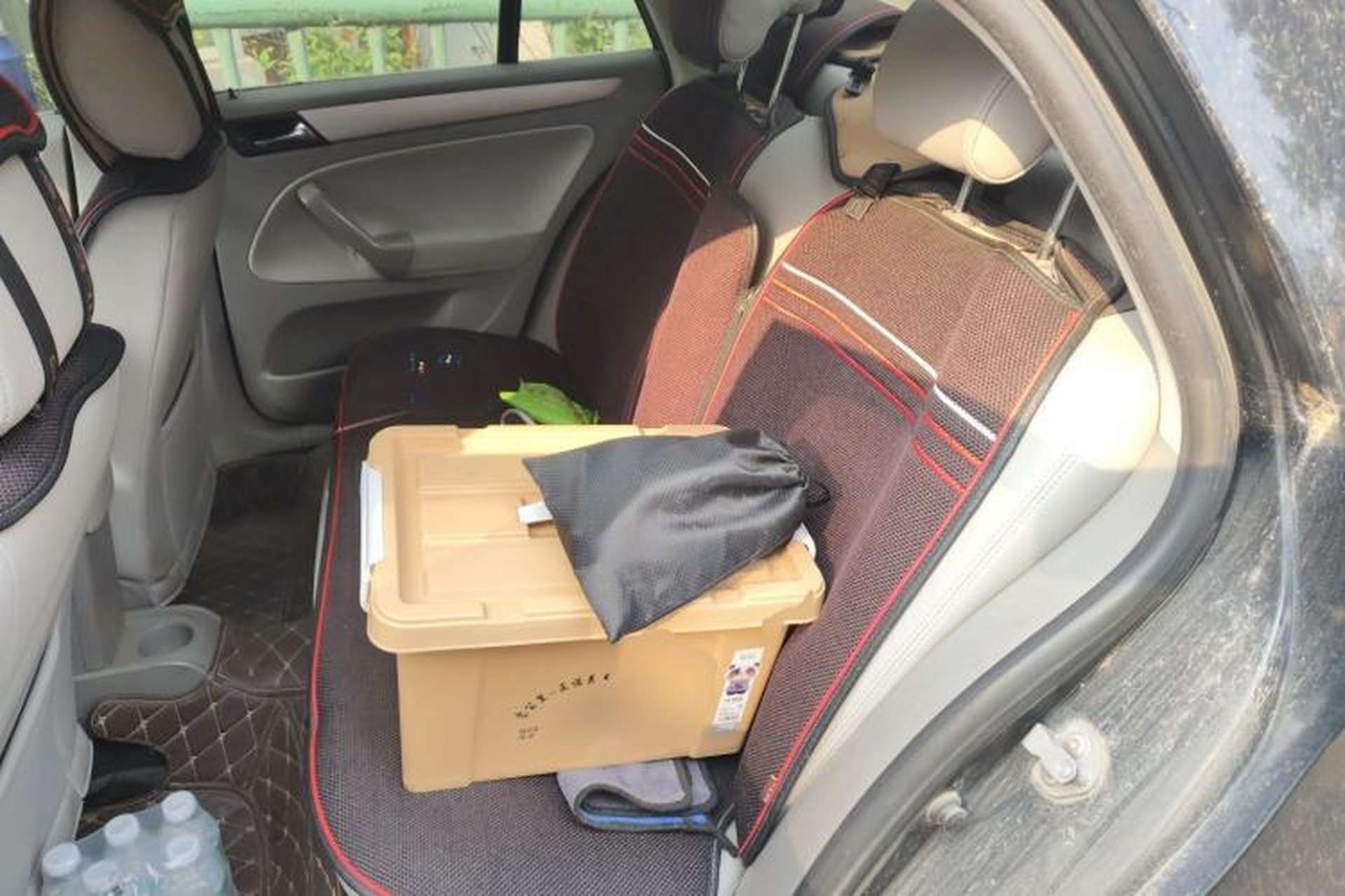 Used Volkswagen Bora 2012 1.6L Automatic Fashion Edition Left Rear Seat