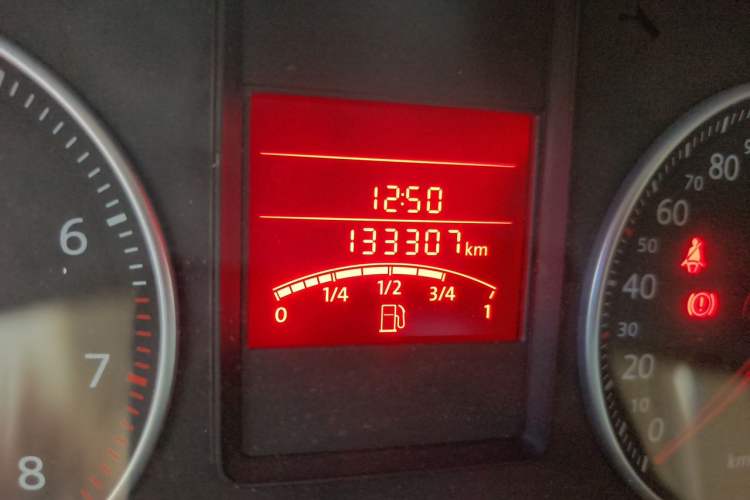 Used Volkswagen Bora 2012 1.6L Manual Fashion Edition Odometer Close Up