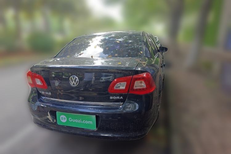 Used Volkswagen Bora 2012 1.6L Manual Fashion Edition Rear Right 45 Deg