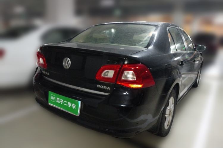 Used Volkswagen Bora 2012 1.6L Automatic Fashion Edition Rear Right 45 Deg