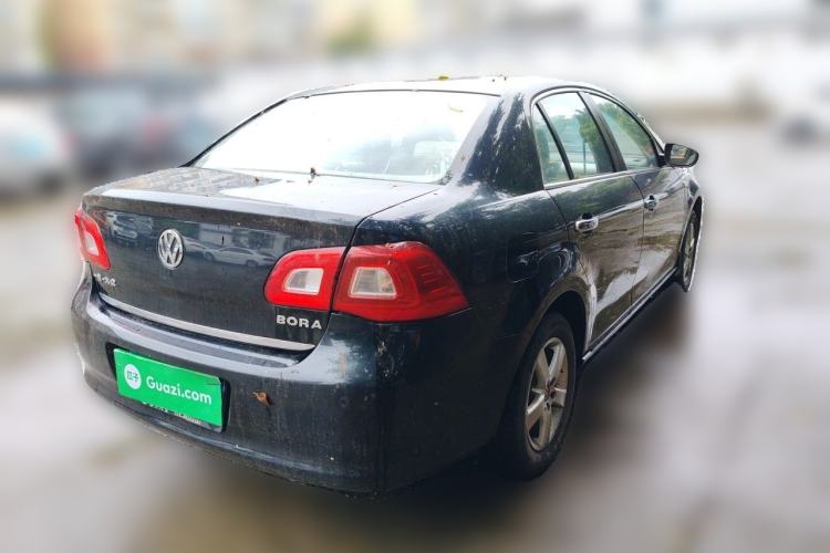 Used Volkswagen Bora 2012 1.6L Automatic Fashion Edition Rear Right 45 Deg