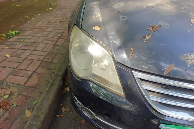 Used Volkswagen Bora 2012 1.6L Manual Fashion Edition Right Front Headlight