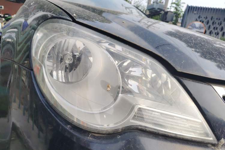 Used Volkswagen Bora 2012 1.6L Automatic Fashion Edition Right Front Headlight